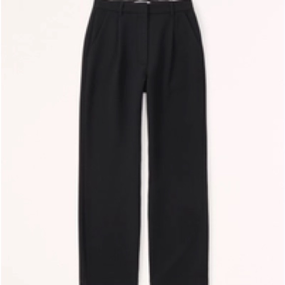 Abercrombie & Fitch Pants - Abercrombie Tailored Relaxed Straight Pant - 32 LONG